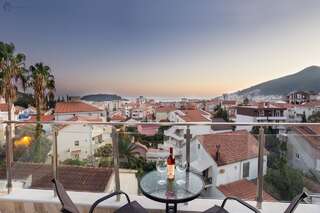 Апартаменты Apartment L Palace Будва Апартаменты с видом на море-17